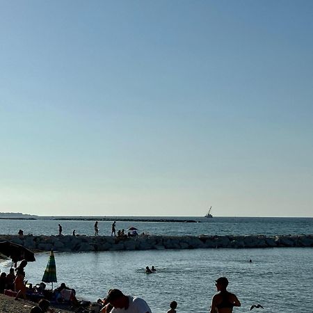 La Casa Dei Nonni Al Mare Hotel Bari Exterior foto